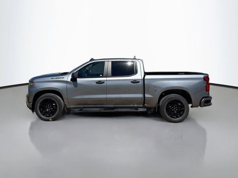 Used 2022 Chevrolet Silverado 1500 Custom w/ LPO, Blackout Package RWD image 4