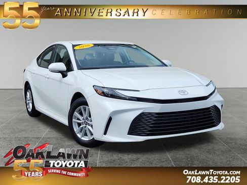 Certified 2026 Toyota Camry LE FWD image 1