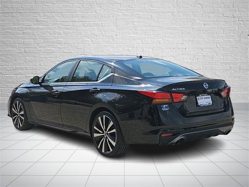 Used 2021 Nissan Altima 2.5 SR image 3