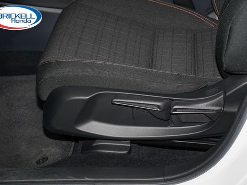 Certified 2024 Honda HR-V Sport image 28