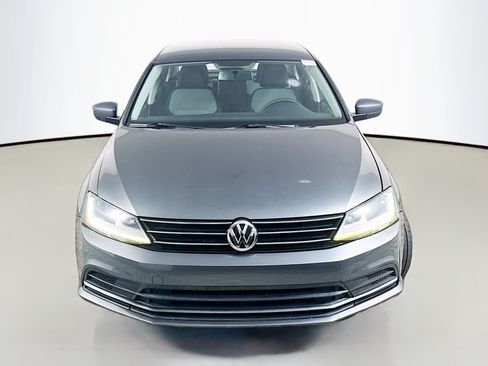 Used 2018 Volkswagen Jetta S FWD image 2