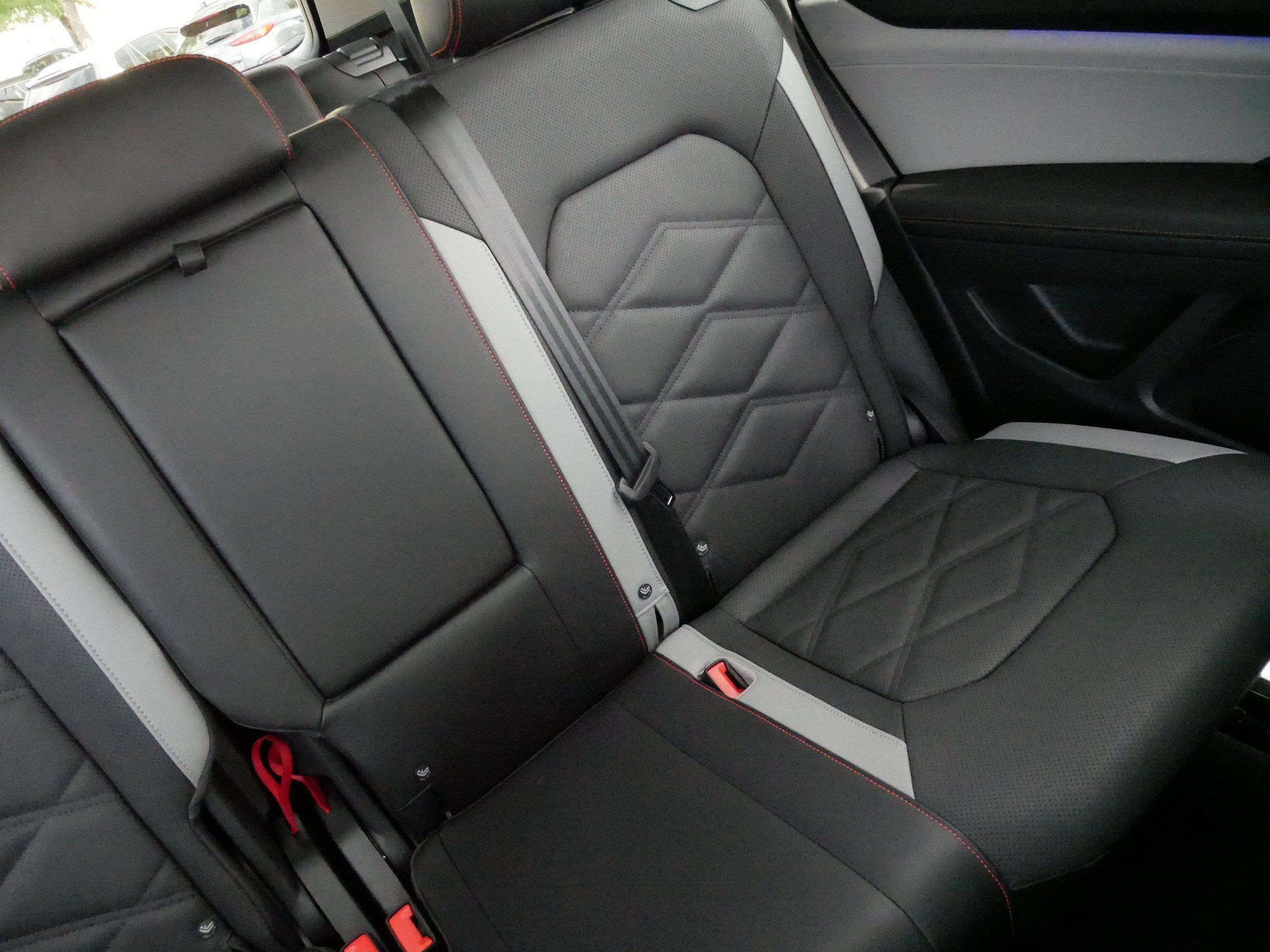 Certified 2026 Volkswagen Atlas Peak Edition AWD/4WD image 14