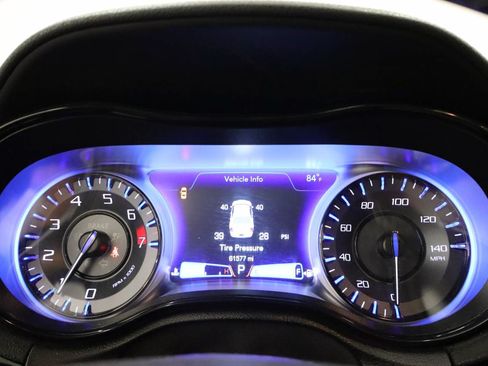 Used 2023 Chrysler 300 S RWD image 8