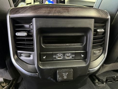 Used 2025 RAM 1500 Laramie image 30