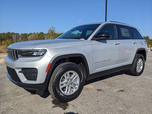 New 2025 Jeep Grand Cherokee Laredo image 55