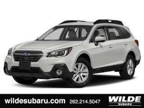 Used 2018 Subaru Outback 2.5i Premium AWD/4WD image 1