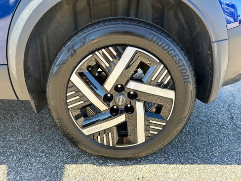 Used 2026 Nissan Kicks SV image 19