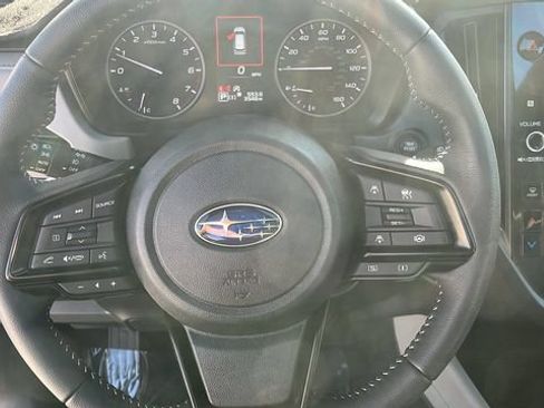 Used 2025 Subaru Forester Premium w/ Convenience Package #2 AWD/4WD image 7