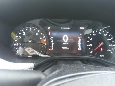 Used 2024 Jeep Compass Latitude AWD/4WD image 7