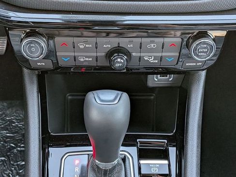 New 2026 Jeep Compass Limited w/ Sun, Sound & Navigation Group image 16