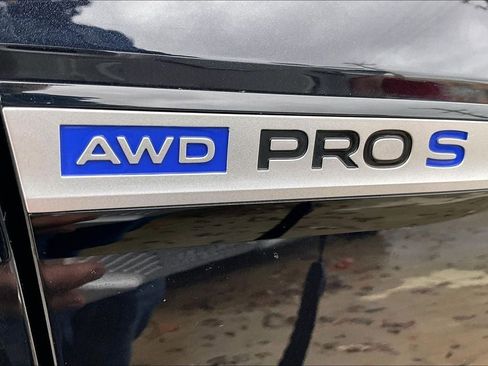 Certified 2023 Volkswagen ID.4 Pro S Plus image 7