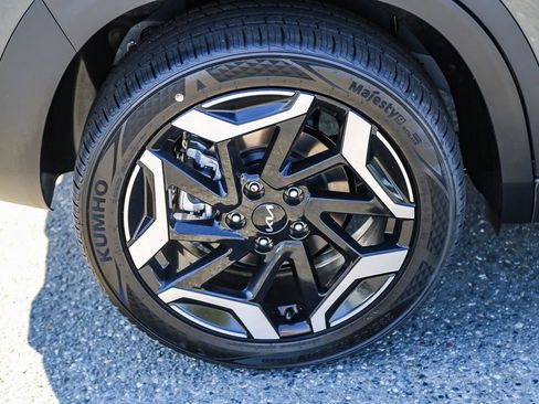 Certified 2026 Kia Seltos SX AWD/4WD image 11