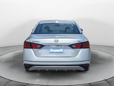 Used 2024 Nissan Altima 2.5 SV FWD image 4