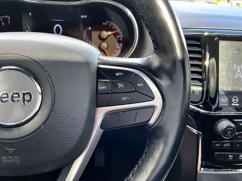 Used 2020 Jeep Grand Cherokee Limited AWD/4WD image 16