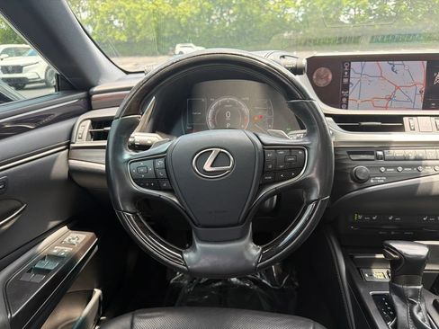 Used 2019 Lexus ES 350 w/ Premium Package FWD image 13