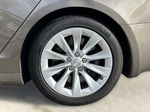 Used 2016 Tesla Model S 75 image 6