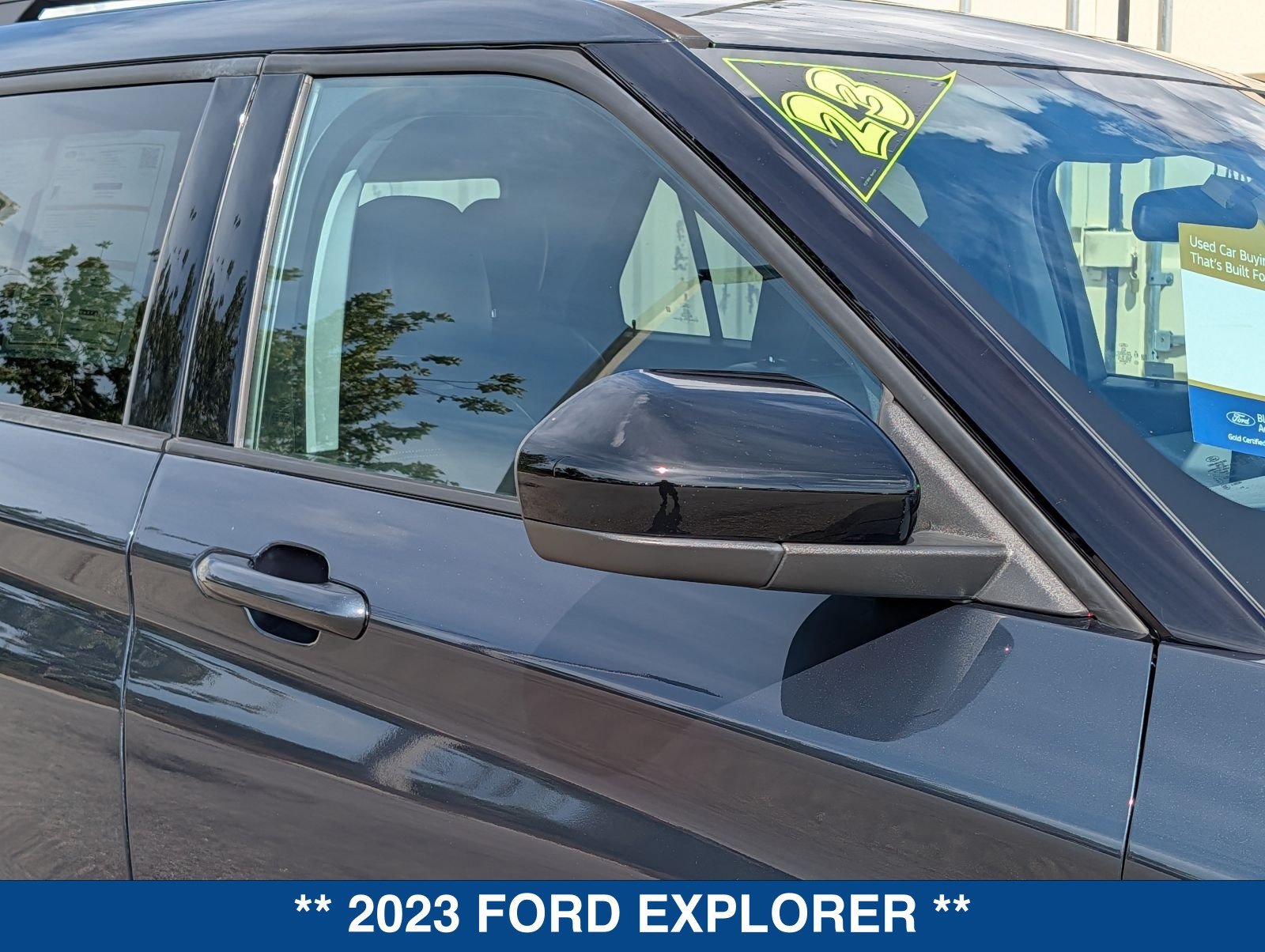 Certified 2023 Ford Explorer XLT w/ Equipment Group 202A RWD image 11