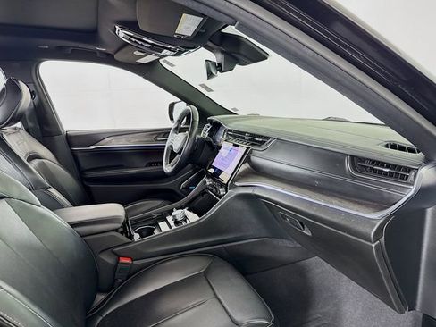 Used 2021 Jeep Grand Cherokee L Overland image 26