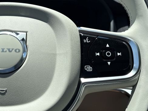 New 2026 Volvo XC90 B5 Ultra w/ Protection Package Premier AWD/4WD image 25