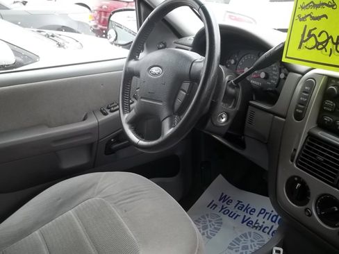 Used 2005 Ford Explorer Sport XLT image 10