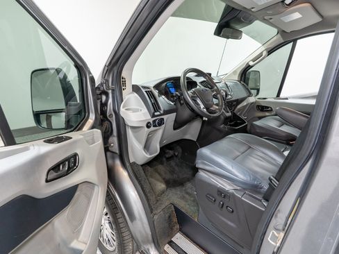 Used 2015 Ford Transit 150 130 Low Roof w/ Exterior Upgrade Package RWD image 19