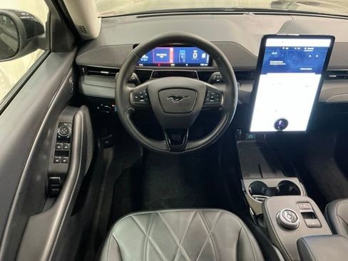 Used 2024 Ford Mustang Mach-E Select image 11