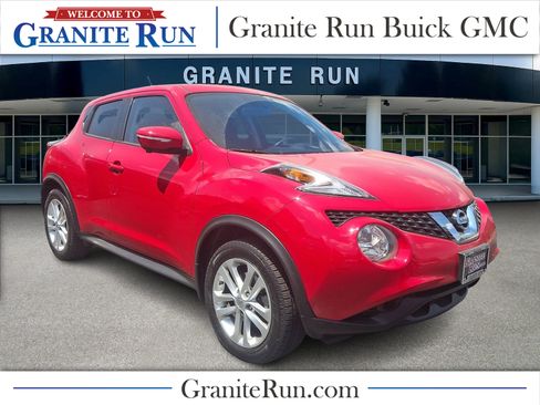 Used 2016 Nissan Juke SV w/ Technology Package AWD/4WD image 1