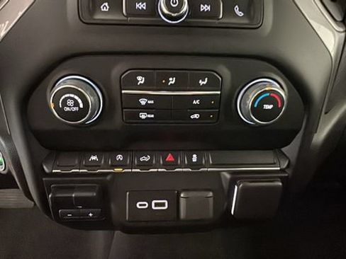 Used 2024 Chevrolet Silverado 1500 Custom AWD/4WD image 22