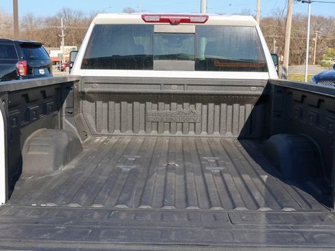 Used 2024 Chevrolet Silverado 2500 High Country w/ High Country Premium Package image 11