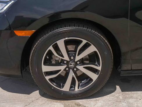 Used 2019 Honda Odyssey Elite image 5