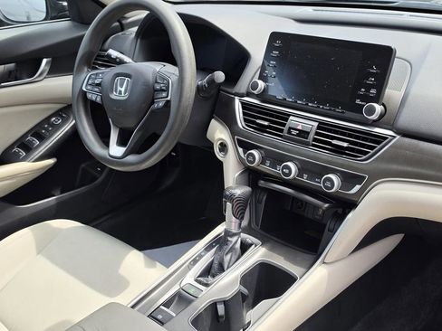 Used 2018 Honda Accord LX image 15