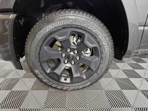 New 2026 RAM 1500 Big Horn AWD/4WD image 10