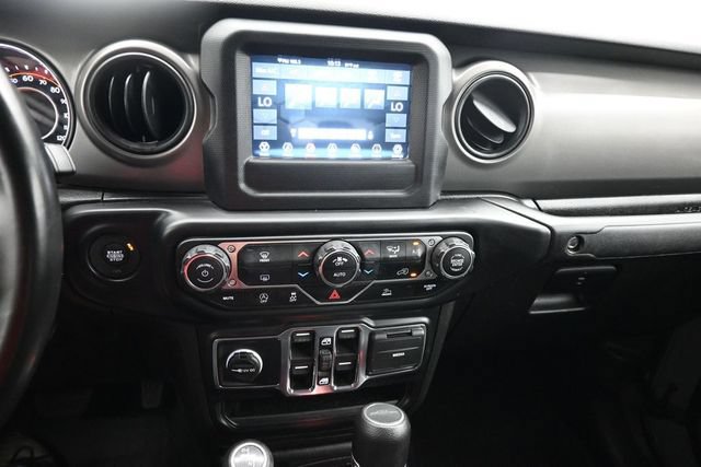 Used 2022 Jeep Gladiator Sport AWD/4WD image 8