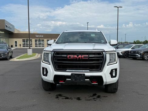 Used 2023 GMC Yukon XL AT4 w/ AT4 Premium Package AWD/4WD image 2