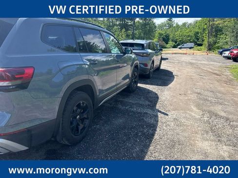 Certified 2025 Volkswagen Atlas Peak Edition SE AWD/4WD image 7