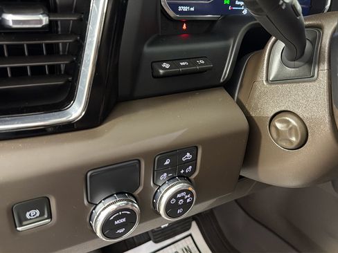 Certified 2024 GMC Sierra 1500 Denali w/ Denali Reserve Package RWD image 19