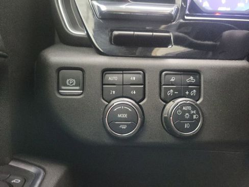 Used 2024 Chevrolet Silverado 2500 High Country w/ High Country Premium Package image 14