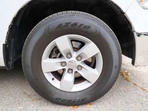 Used 2019 RAM 1500 Tradesman w/ Chrome Plus Package image 12