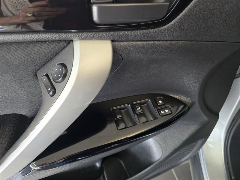 Used 2024 Mitsubishi Eclipse Cross LE AWD/4WD image 17