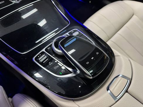 Used 2018 Mercedes-Benz E 400 4MATIC Coupe image 41