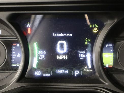 Used 2025 Jeep Wrangler Unlimited Sahara w/ Safety Group image 41