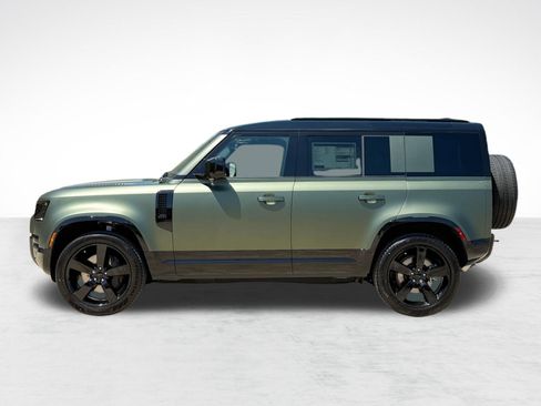 New 2026 Land Rover Defender 110 X-Dynamic SE AWD/4WD image 2