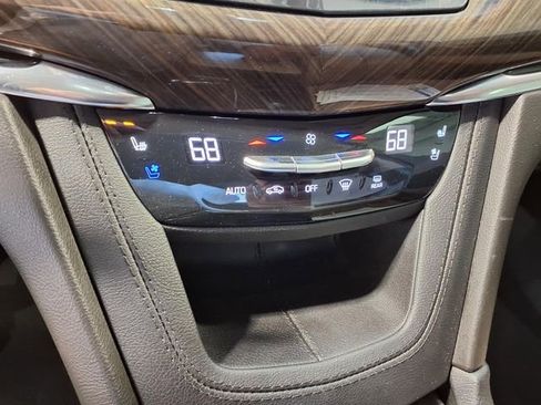 Used 2023 Cadillac XT6 Sport w/ Platinum Package AWD/4WD image 12