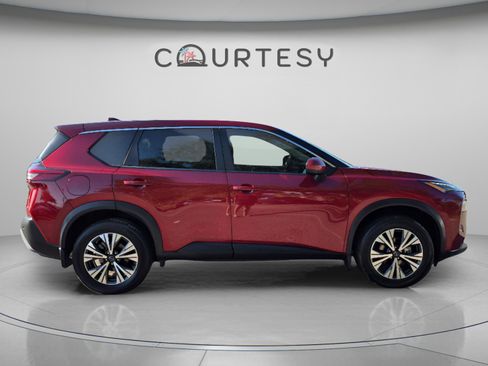 Certified 2023 Nissan Rogue SV FWD image 8