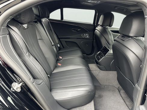 New 2026 Bentley Flying Spur V8 AWD/4WD image 27