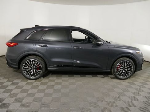 New 2026 Audi SQ5 Premium Plus image 31