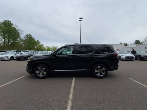 Used 2024 Honda Pilot EX-L image 8