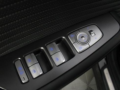 Used 2025 Hyundai Palisade Calligraphy image 18