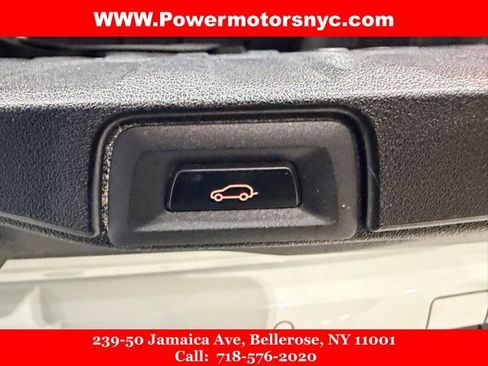 Used 2019 BMW X5 xDrive40i w/ M Sport Package image 18