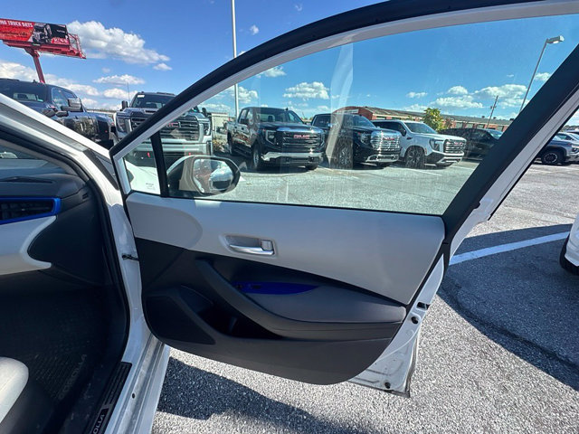Used 2020 Toyota Corolla LE FWD image 25